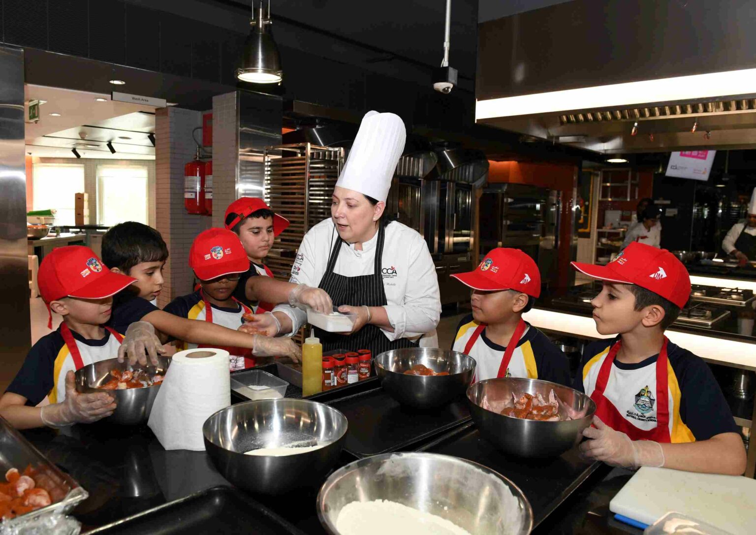 Dubai Municipality organizes ‘Food Safety Hero’ program for schools to